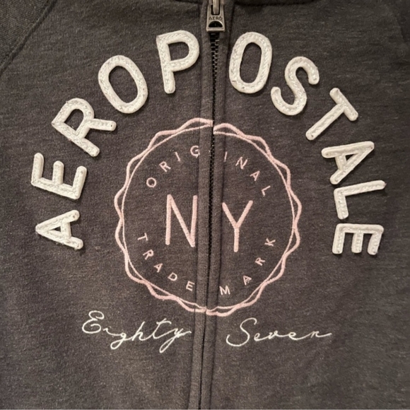 Women's NWT Aeropostale Gray/White Hoodie. Size Large - Picture 3 of 4